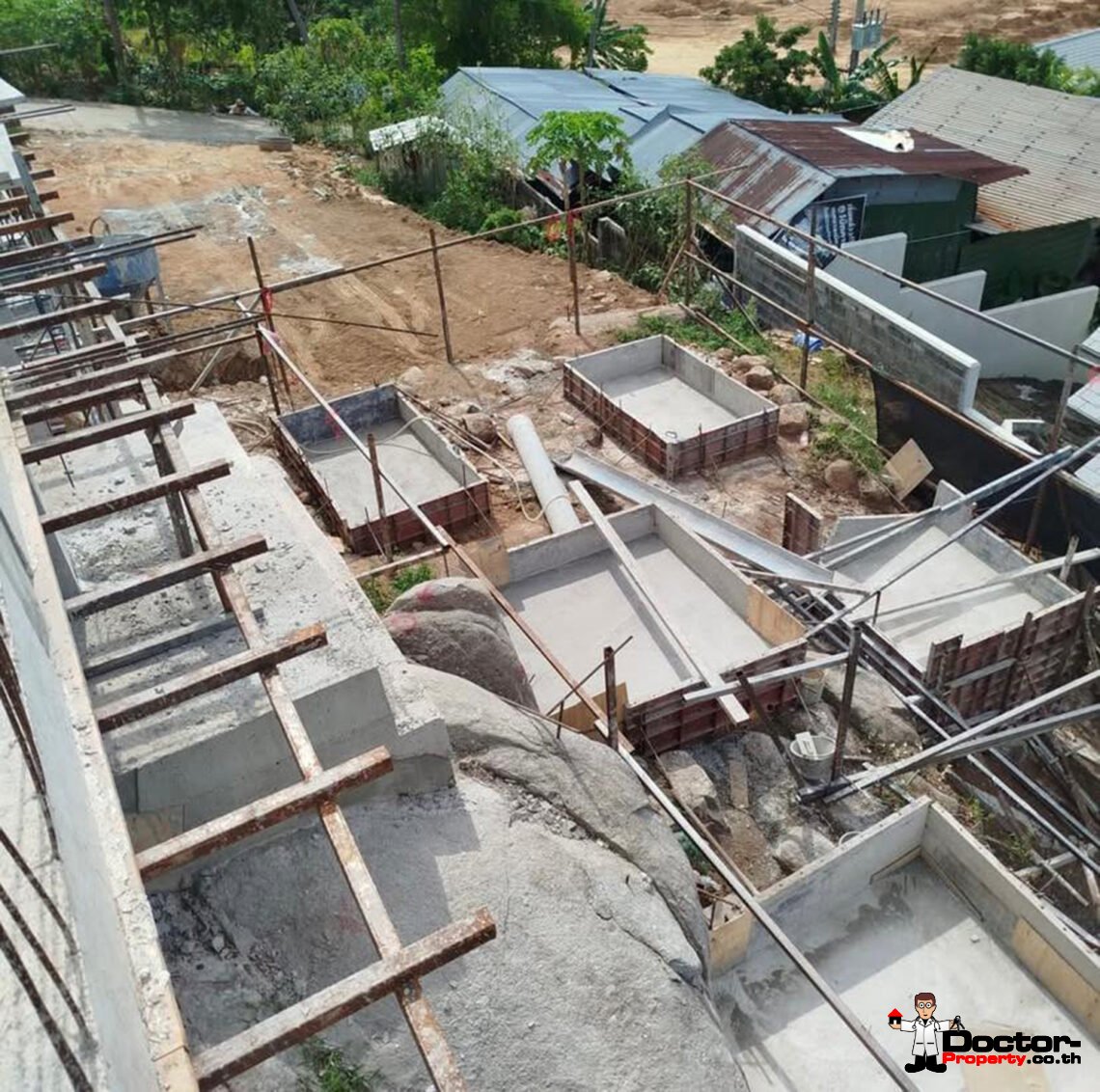 Luxury 4 Bedroom Pool Villa with Partial Sea View in Bo Phut, Koh Samui – For Sale